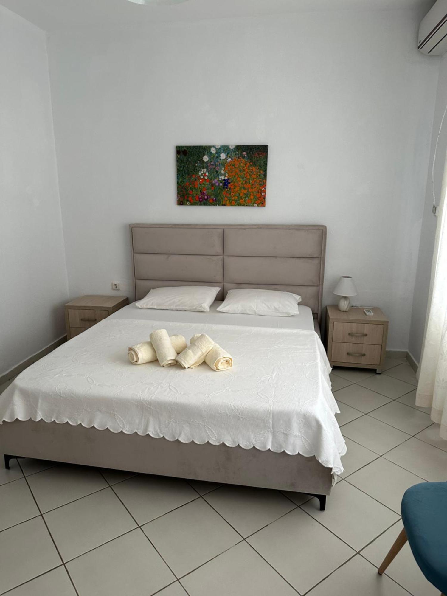 Vila Rapo Himare Exterior foto